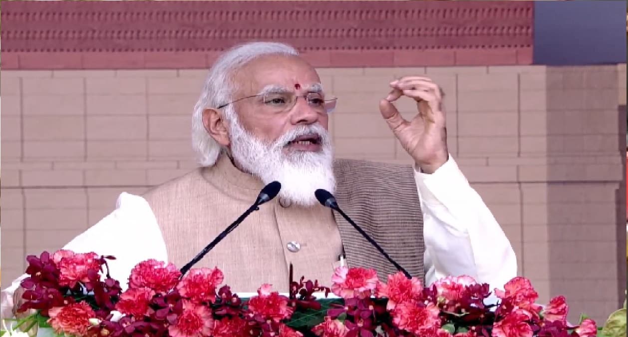 लोकतंत्र, हमेशा से गवर्नेंस के साथ मतभेदों को सुलझाने का माध्यम रहा है, नये संसद भवन की नींव रखने के बाद बोले पीएम मोदी