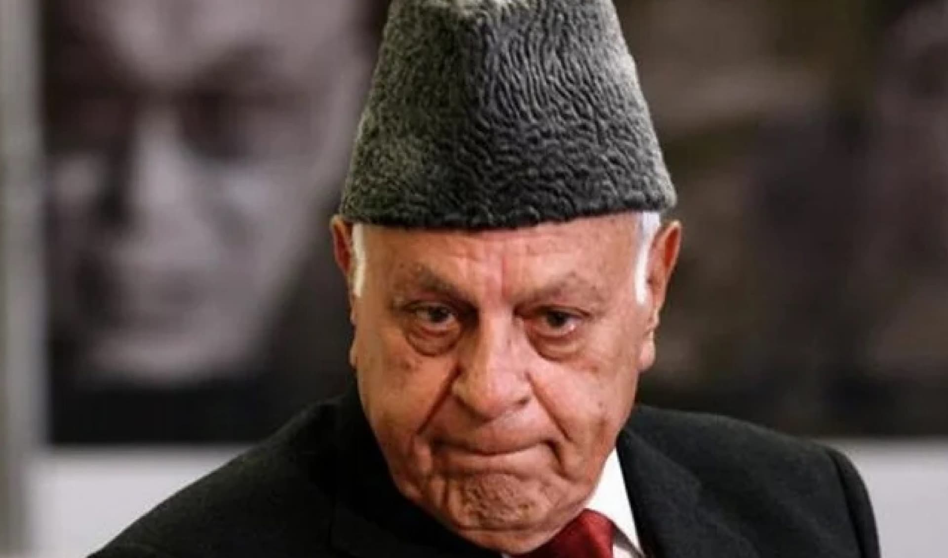 Article 370 Latest Updates : ‘फारूक अब्दुल्ला पाकिस्तान जाकर अनुच्छेद 370 लागू करें’, शिवसेना ने यूं किया करारा हमला