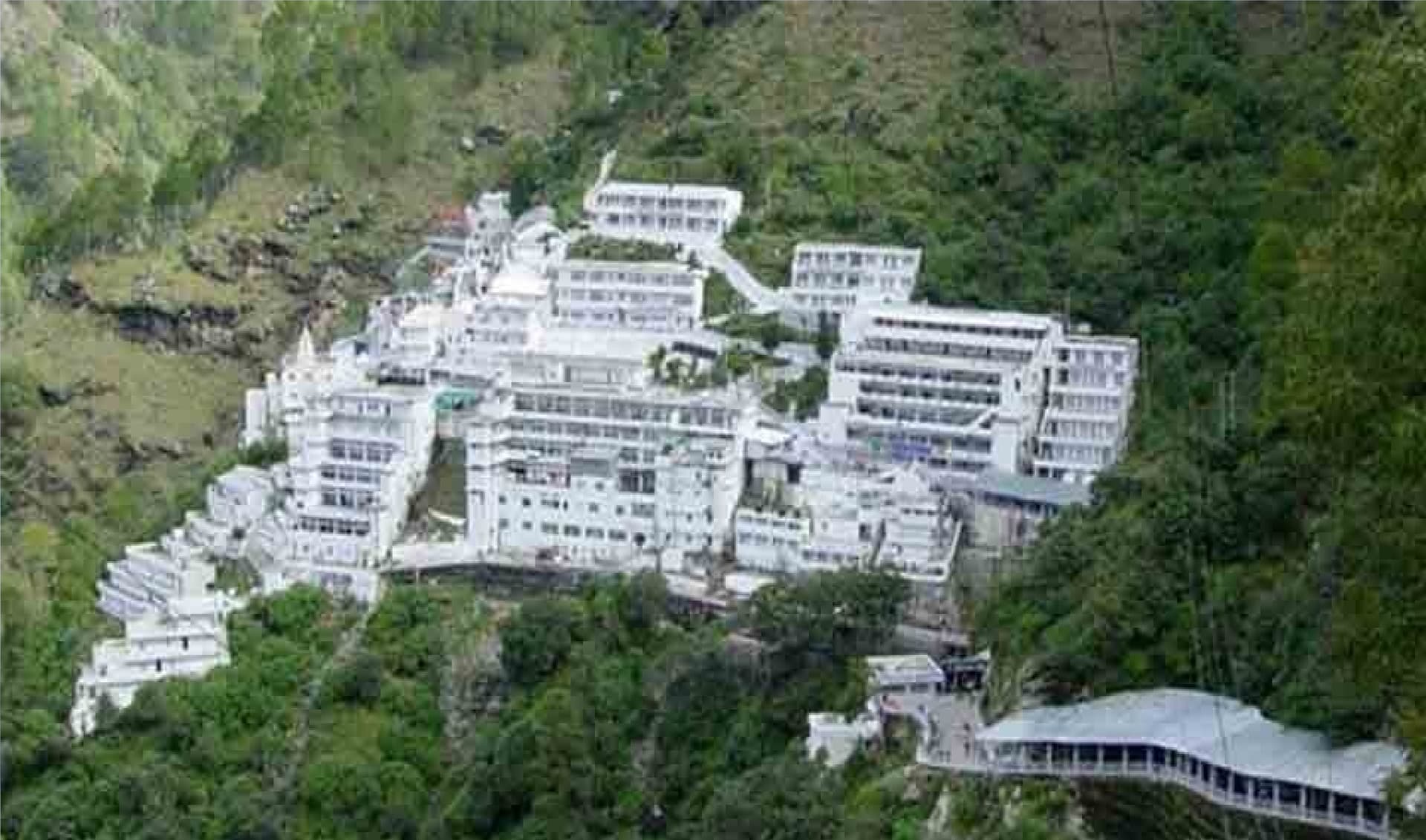 अमेरिका: कानूनी अड़चनों में फंसे डोनाल्ड ट्रंप के वोट शेयर में नाम मात्र की गिरावट, बिडेन सिर्फ 4 अंक आगे
