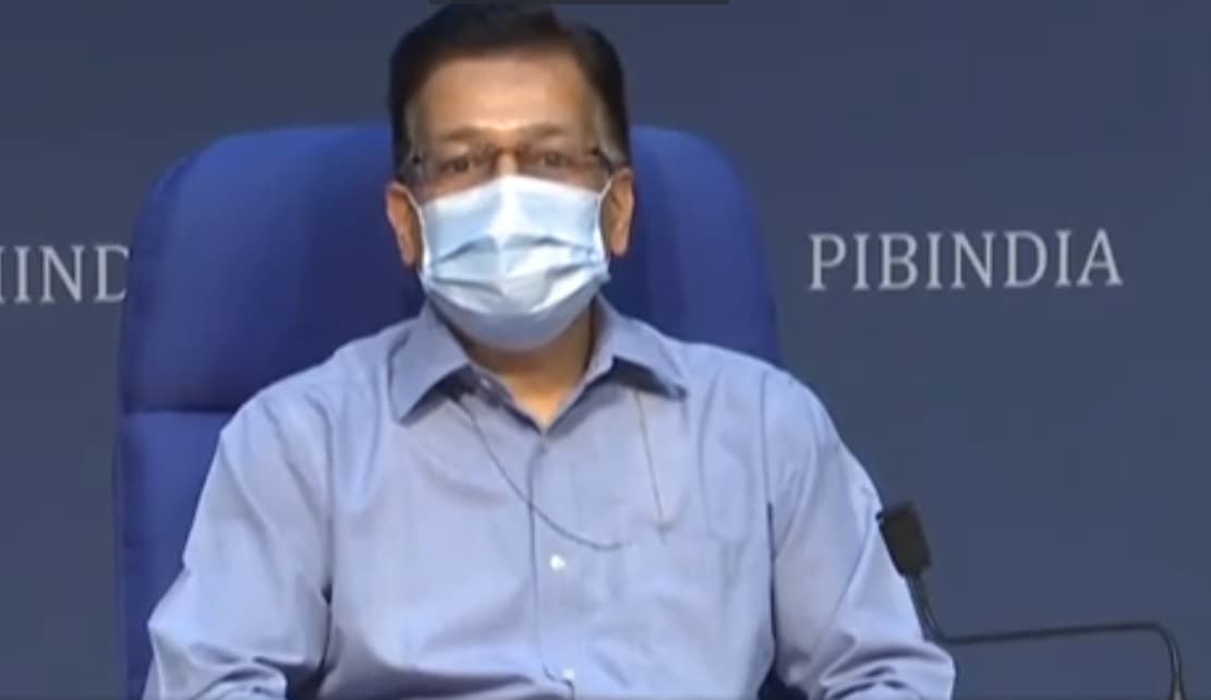 Coronavirus Tracker : क्या भारत में खत्म हो चुका है कोरोना का सबसे बुरा दौर, घटने लगे हैं मामले, पढ़ें लेटेस्ट अपडेट