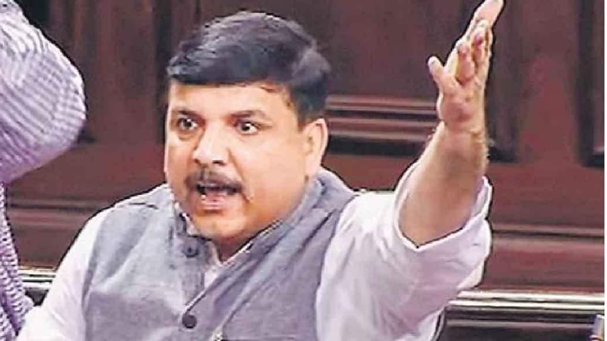 मराठा आरक्षण पर तेज हो रही है राजनीति, महाराष्ट्र सरकार ने दायर की पुनर्विचार याचिका