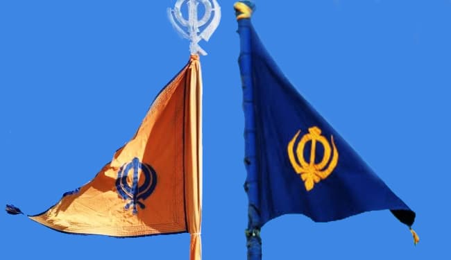 लालकिले पर फहराये जाने के बाद चर्चा में आया सिखों का धार्मिक ध्वज, जानें 'निशान साहिब' के बारे में पूरी बात