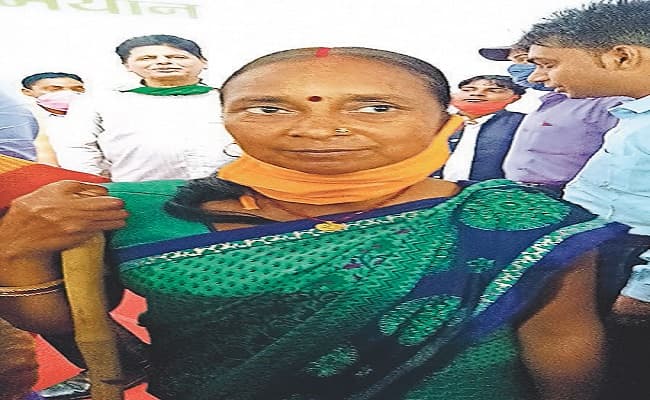 दिव्यांग जीविका दीदी सुनिला का पीएम ने बढ़ाया हौसला, अब महिलाओं के लिए करेंगी ये काम...