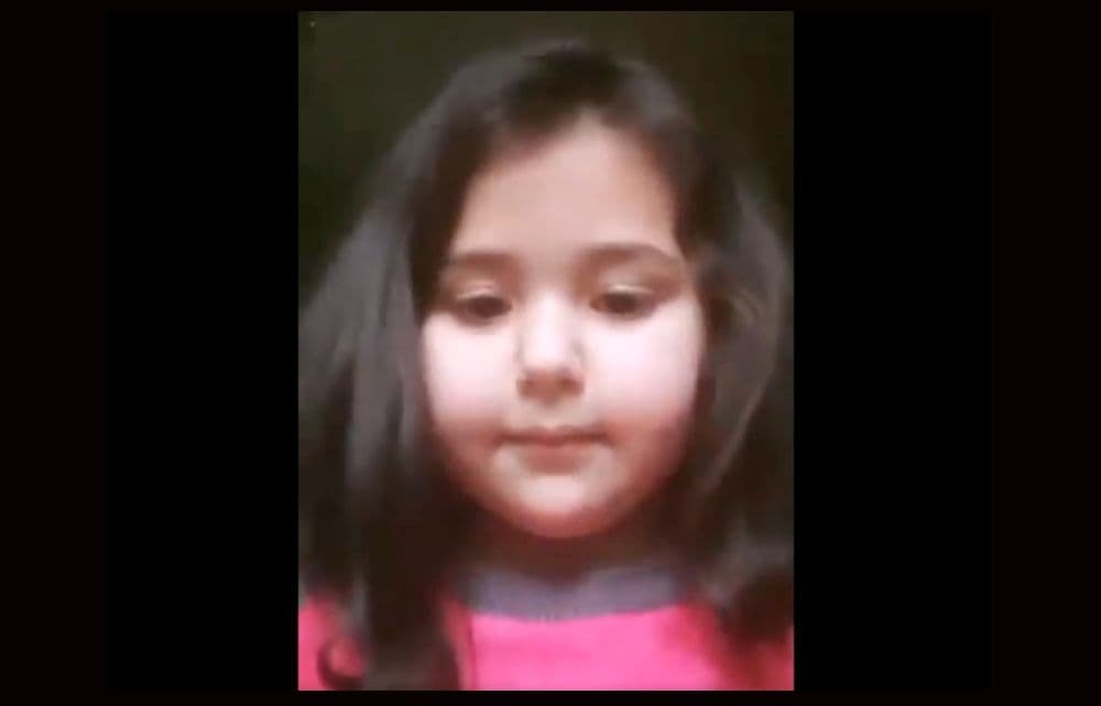 'छोटे बच्चों के लिए इतना काम क्यों रखते हो मोदी साब,' 6 साल की कश्मीरी बच्ची का पीएम से सवाल, आप भी देखें वायरल वीडियो