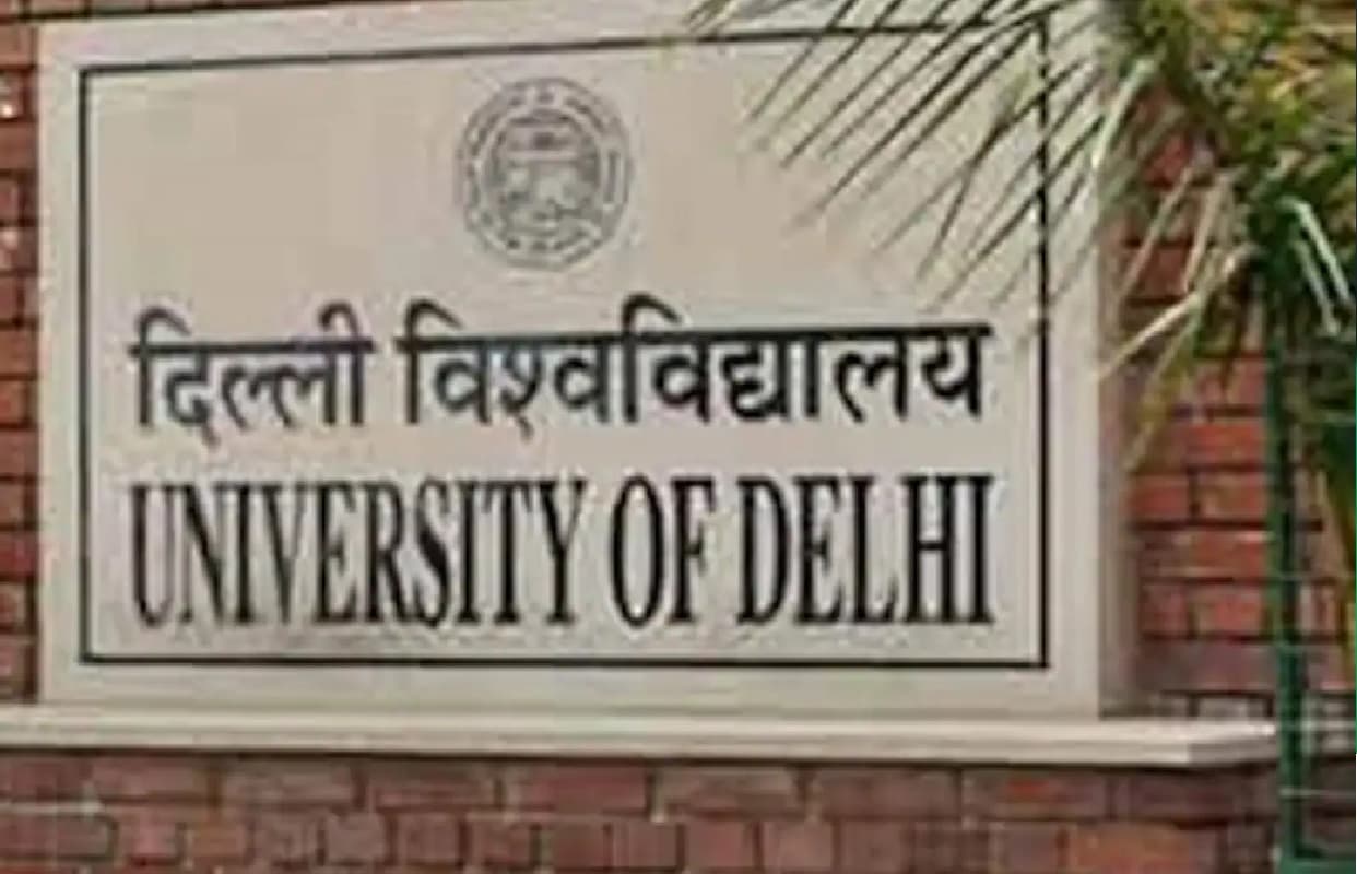 Budget Session: हंगामे के बीच सदन की कार्रवाई दो बजे तक के लिए स्थगित, विपक्ष विजय चौक पर करेगा प्रदर्शन