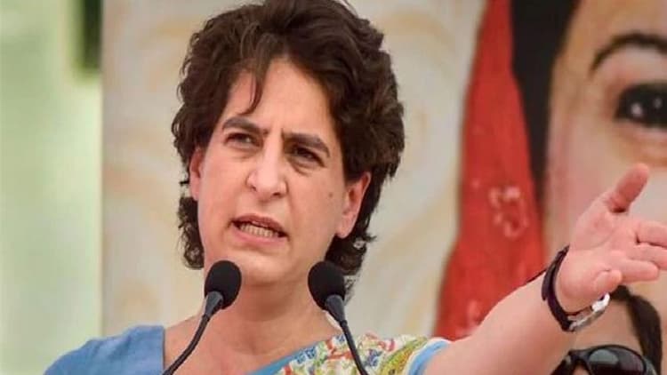 PM मोदी ने की मुंबई मेट्रो की सवारी, कहा - 'भारत बड़े सपने देखने और पूरा करने का अब कर रहा साहस'