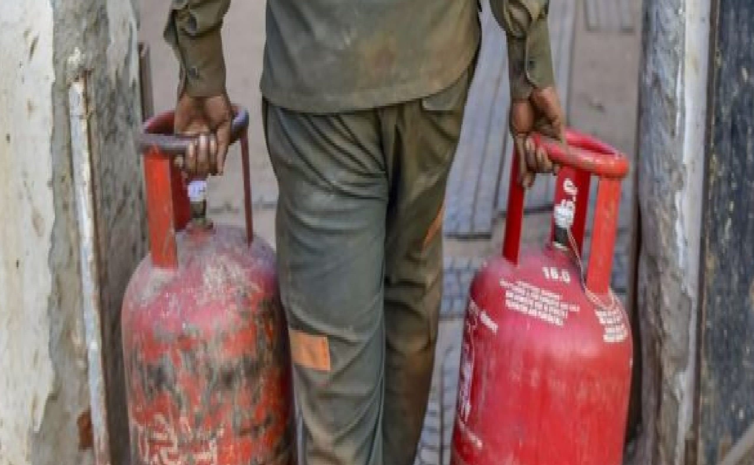 LPG कनेक्शन लेना हुआ और आसान, मुफ्त में मिलेगी कई सारी चीजें