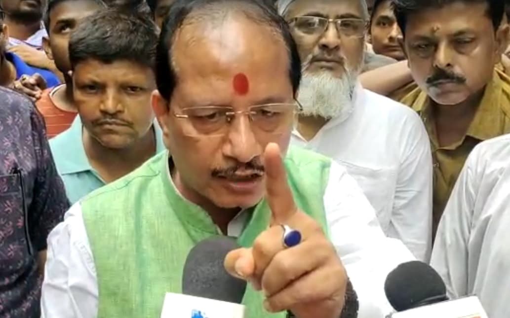 सासाराम हिंसा: भाजपा के पूर्व विधायक की गिरफ्तारी से चढ़ा सियासी पारा, सड़क पर उतरेंगे बीजेपी कार्यकर्ता