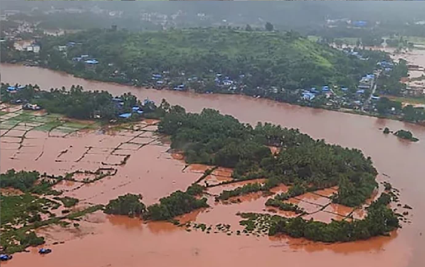 Maharashtra Rain News : महाराष्ट्र में बारिश मचा रही है तबाही,150 की मौत, 100 से ज्यादा  लापता