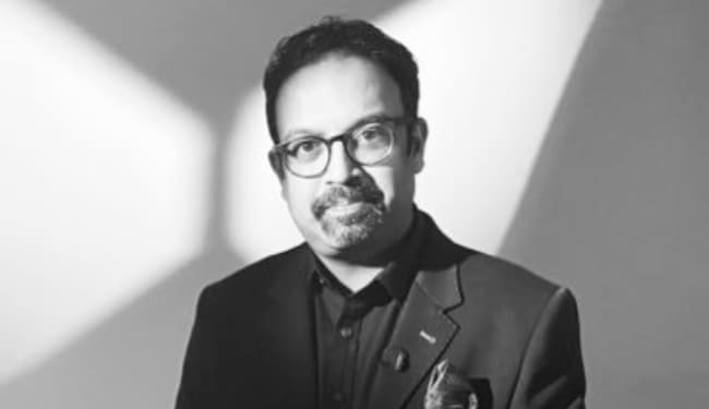 Mahindra XUV700 जेवलिन को डिजाइन कर रहे प्रताप बोस, ओलंपिक, पैरालंपिक के स्वर्ण विजेताओं को दी जायेगी