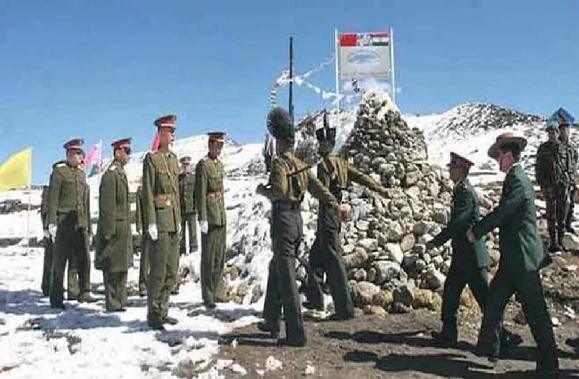Delhi: 3 जेल से 117 मोबाइल फोन जब्त, पांच अधिकारियों पर गिरी गाज, विभाग ने किया निलंबित, जानें पूरा मामला