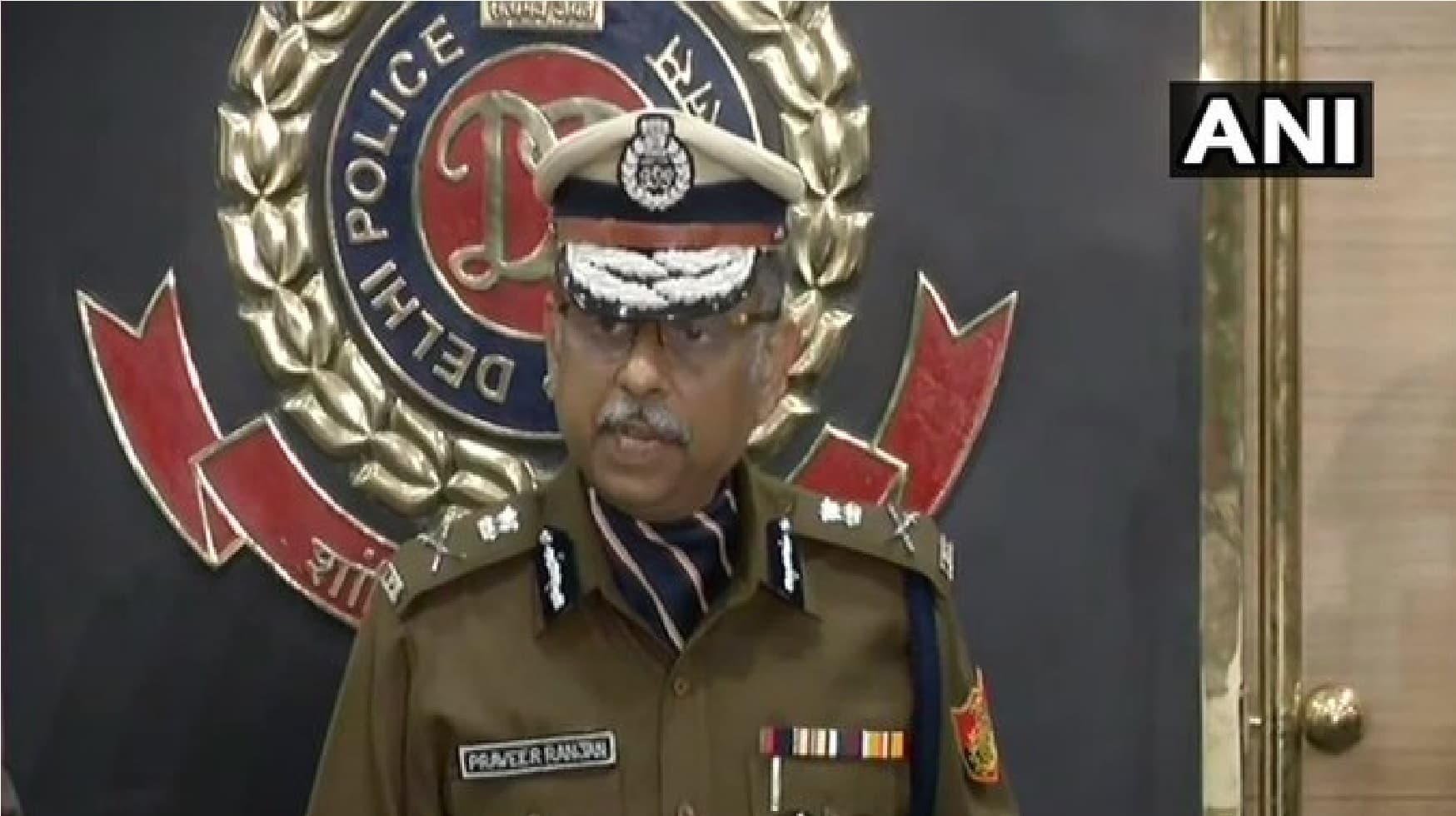 Delhi: पुलिस से मारपीट और बदसलूकी मामले में कांग्रेस के पूर्व MLA आसिफ मोहम्मद खान सहित तीन गिरफ्तार