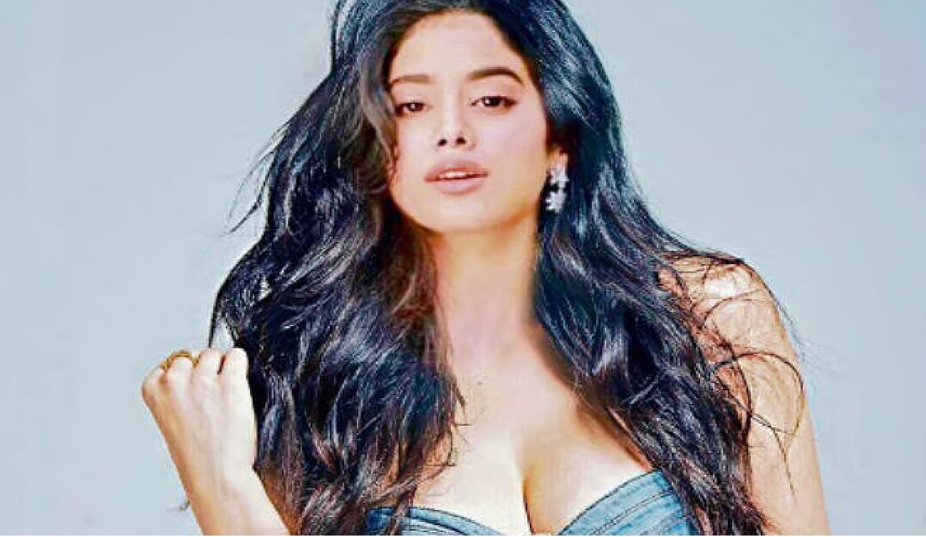 कैमूर में घर में घुसकर सनकी आशिक ने युवती पर चाकू से ताबड़तोड़ वार किया, कहा- 'तोहरे कारण जान ले लब...'