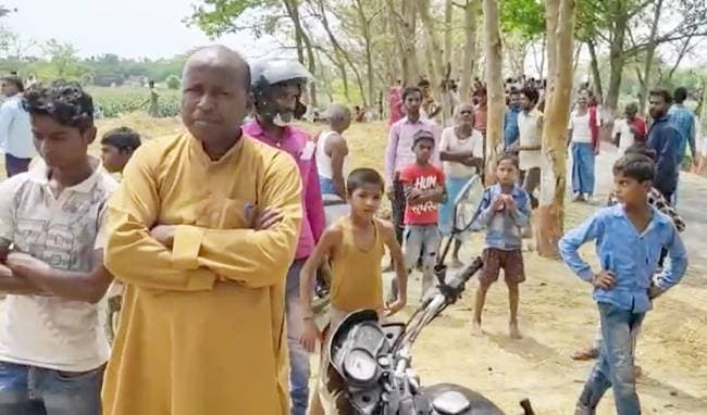 Triple Murder: पहले बाप की हत्या, अब बेटे और बहू की हत्या कर तेजाब फेंका, 24 घंटे के अंदर तीन लोगों की हत्या से दहला पूर्वी चंपारण