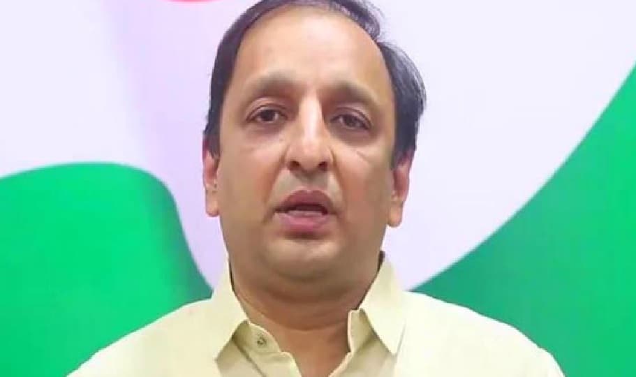 सुशांत मामलें में ‘भाजपा एंगल' की जांच हो, पीएम मोदी के जीवन पर फिल्म बनाने वाले संदीप का भी है कनेक्शन : कांग्रेस