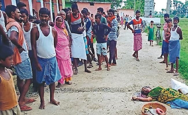 ड्यूटी चार्ट में लगी है रिटायर डॉक्टर की ड्यूटी, सदर अस्पताल की लापरवाही से लोग परेशान