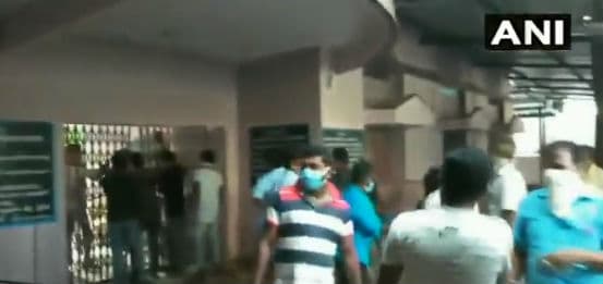 CNG-PNG Price Hike: मंहगाई की चौतरफा मार, डीजल-पेट्रोल के बाद सीएनजी और पीएनजी भी हुई महंगी