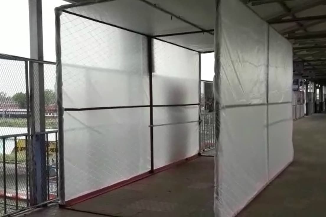 कोरोना के खिलाफ जंग में एनएफ रेलवे की पहल, कर्मचारियों के लिए बनाया सैनिटाइजेशन गेट