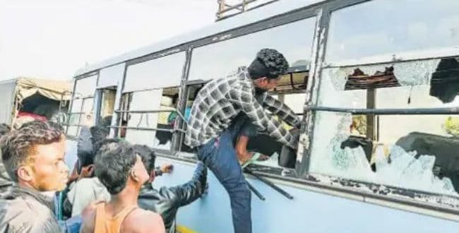 खुलने लगे स्कूल कॉलेज केंद्र ने राज्य को लिखी चिट्ठी कहा, किशोरों के वैक्सीनेशन पर करें फोकस