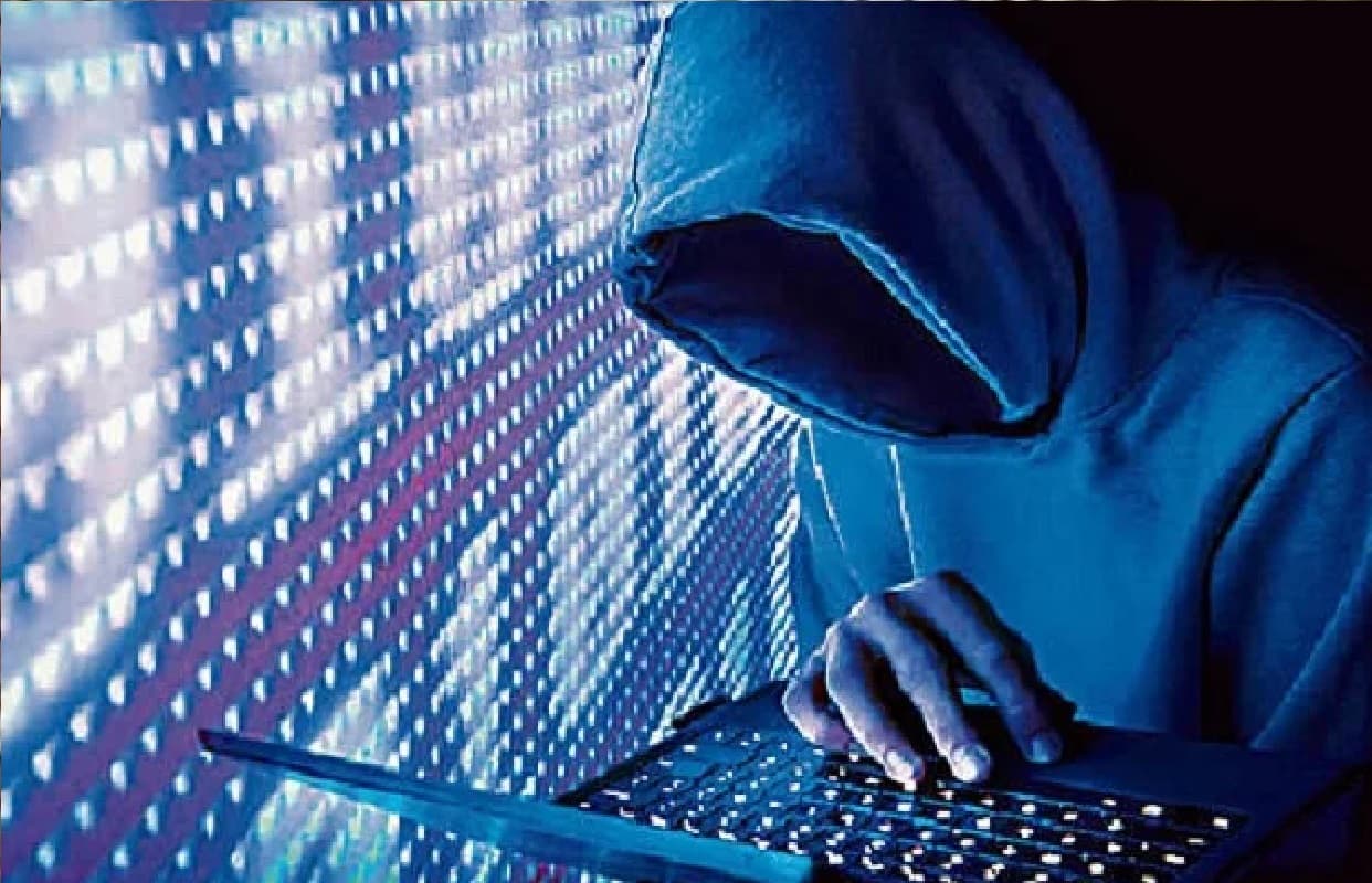 कैश बैक का ऑफर देकर ले लिया पैन और आधार कार्ड, फिर खाता खुलवा मंगाने लगा ठगी के रुपये, जानें पूरा मामला