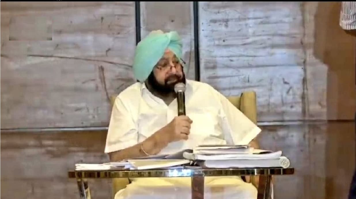 खो जाए या चोरी हो जाए डेबिट कार्ड तो तुरंत करें ये काम, SBI ने जारी किया वीडियो संदेश, जानें स्टेप्स