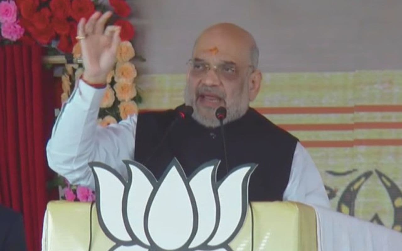 देवघर में गरजे अमित शाह, कहा- हेमंत बाबू चुनाव में आ जाओ, जनता आपको हटाने को तैयार बैठी है