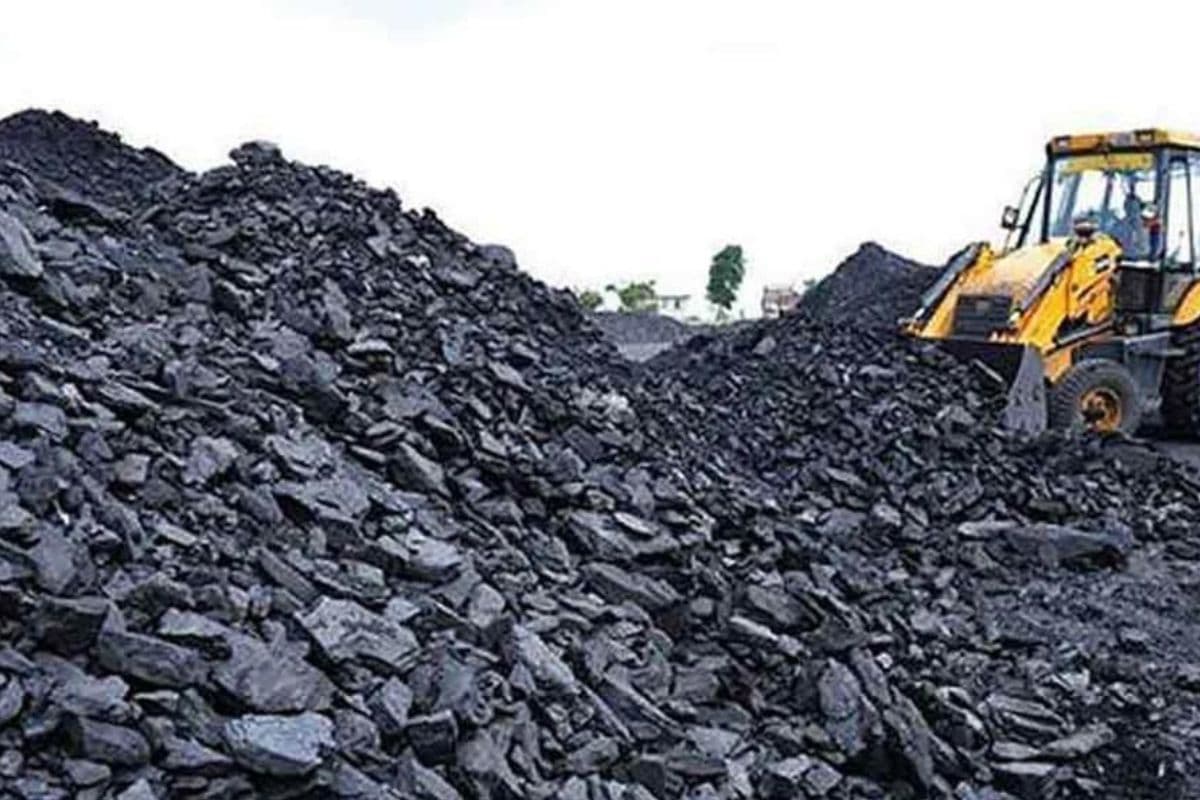Coal Mine Collapse :रानीगंज में कोयला खदान धंसने से 3 मजदूरों की मौत,अग्निमित्रा पाल ने लापरवाही का लगाया आरोप