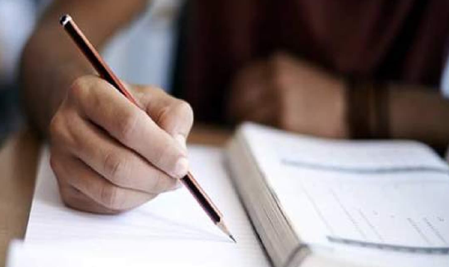 अदालत ने दिया निर्देश, अब इस वक्त शुरू होगी परीक्षा