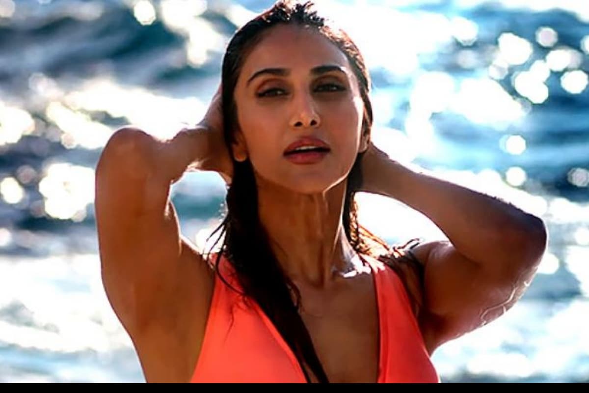 क्या वाणी कपूर को हुआ कोरोना ? आयुष्मान के साथ कर रही हैं इस फिल्म की शूटिंग