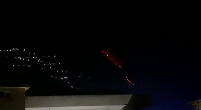 Vaishno Devi Fire: वैष्णो देवी मंदिर के पास लगी भीषण आग, श्राइन बोर्ड ने कही ये बात