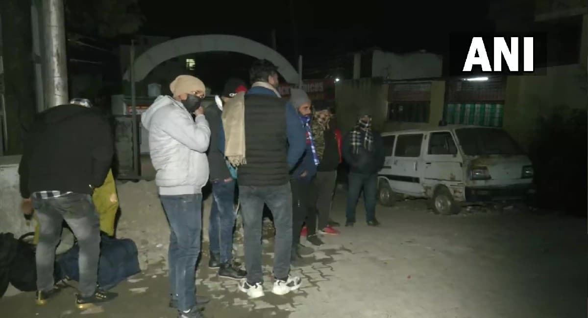 वैष्णो देवी मंदिर में भगदड़, 12 लोगों की मौत, अमित शाह ने LG मनोज सिन्हा से बात की, हेल्पलाइन नंबर जारी