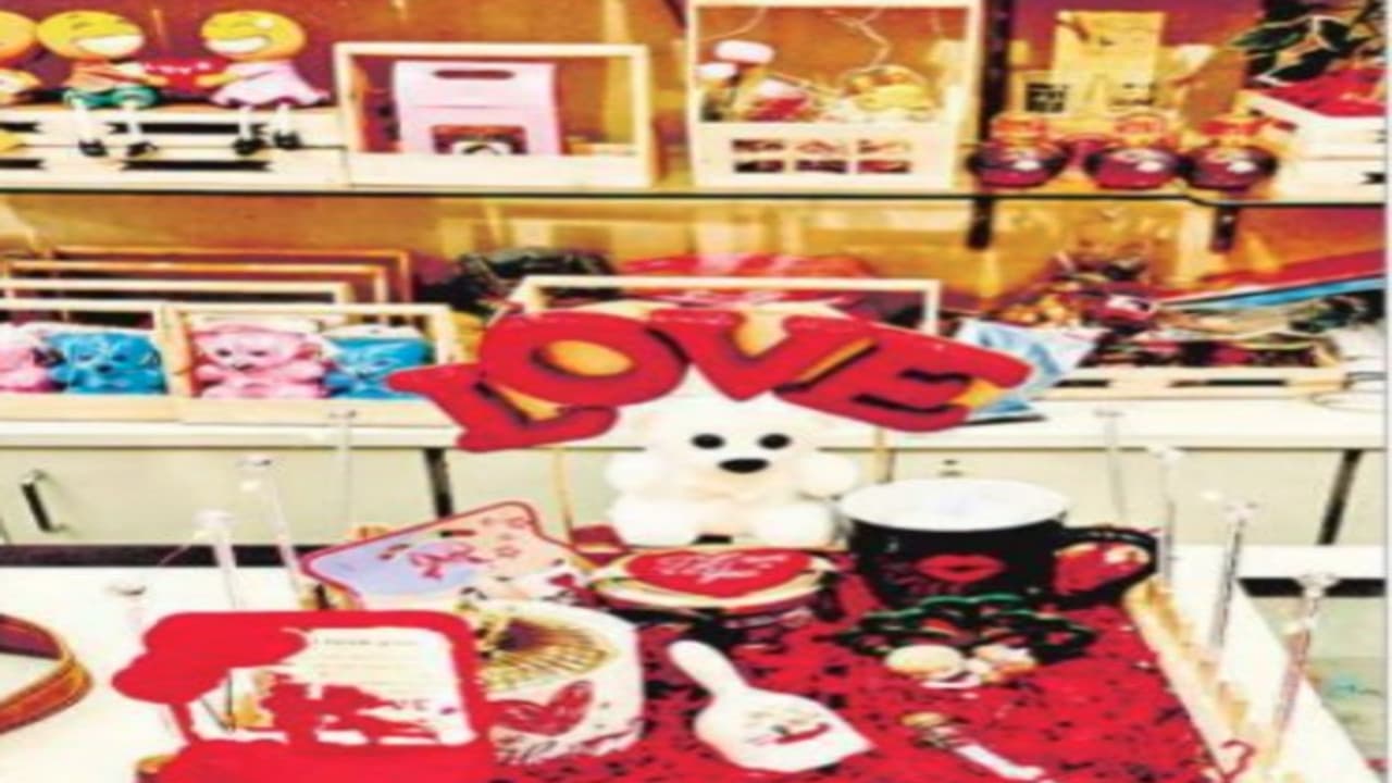 Valentine 2022: कल से वेलेंटाइन वीक शुरू, ऐसे बनाएं रिश्तों के बंधन को मजबूत, जानें हर दिन का महत्व