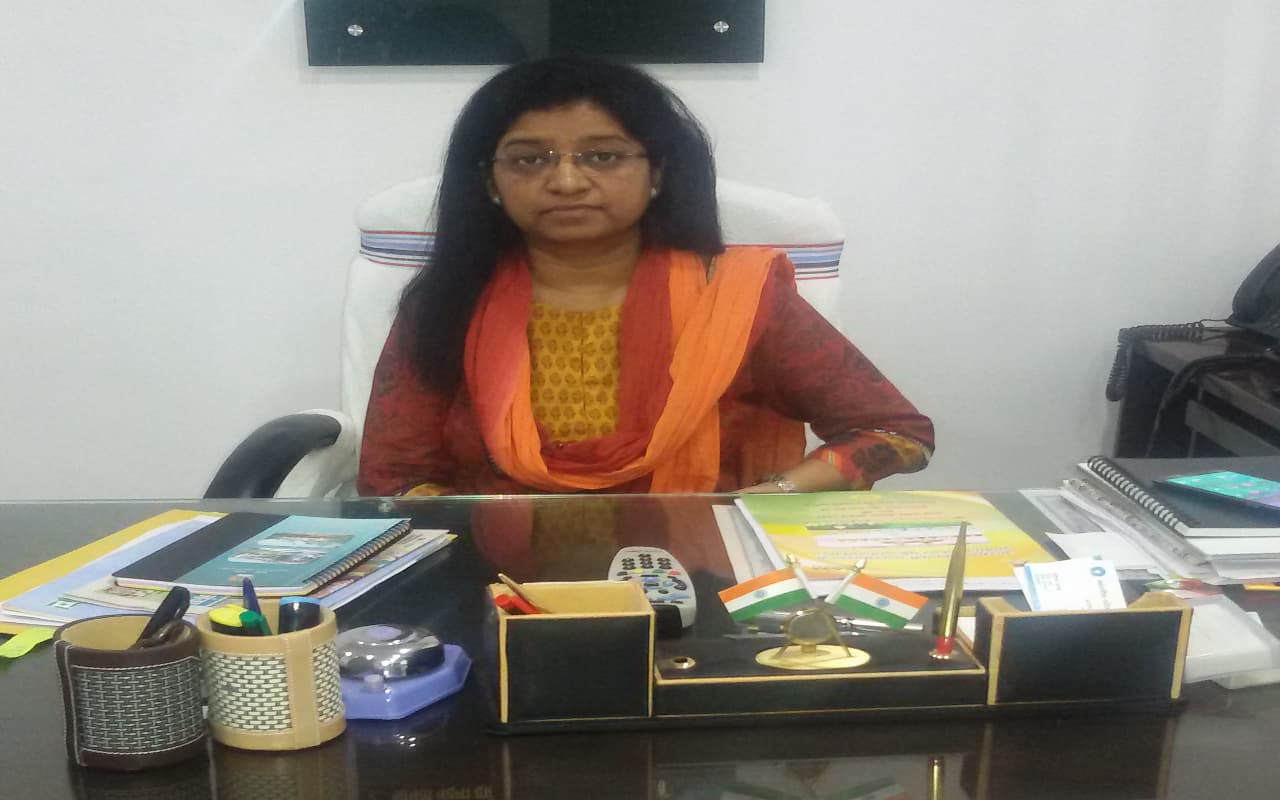 झारखंड : वंदना दादेल बनीं मुख्यमंत्री की प्रधान सचिव, 2 IAS अधिकारियों की ट्रांसफर-पोस्टिंग