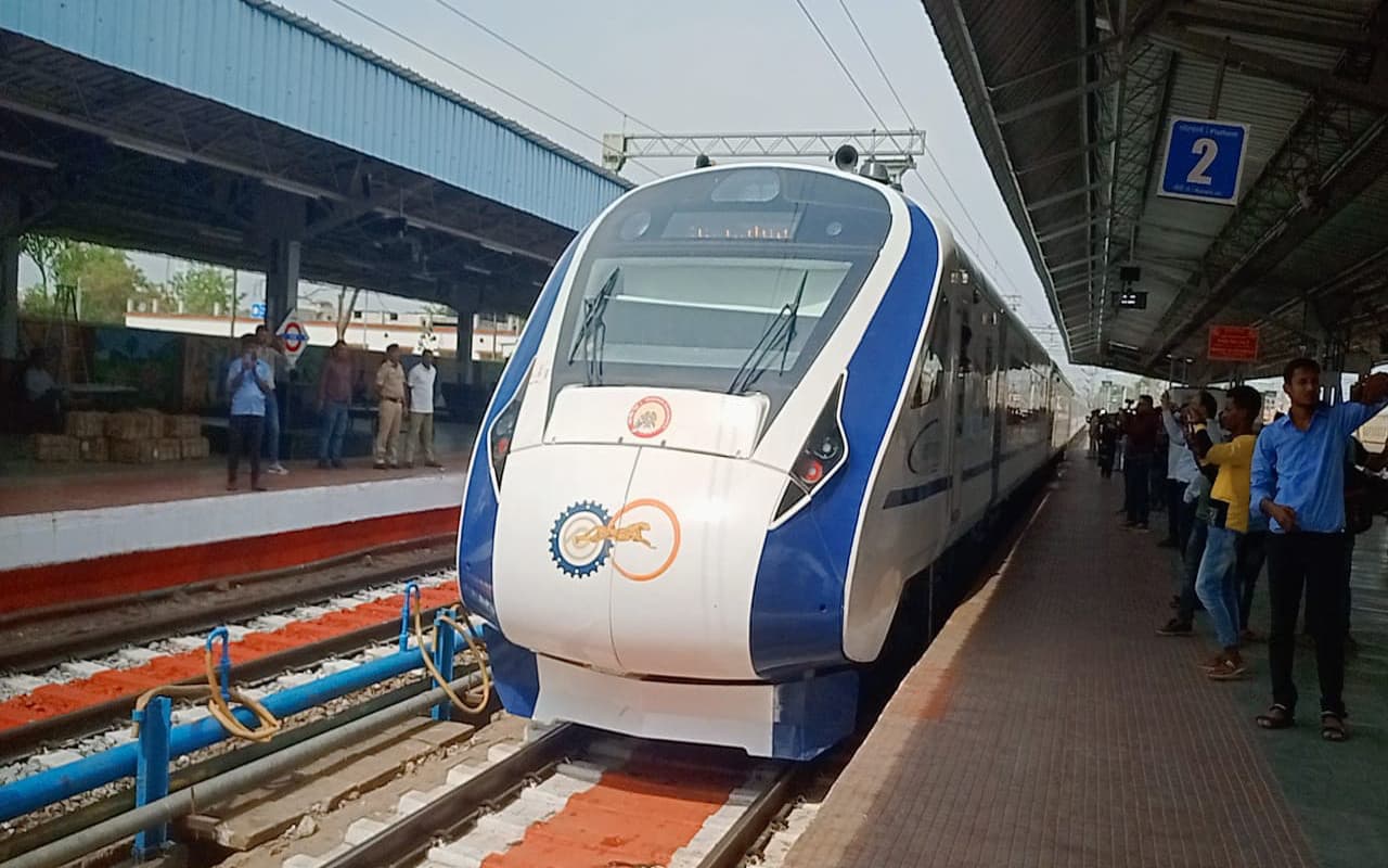 Vande Bharat Train: रांची-पटना के लिए अलग-अलग होगा किराया, जाना पड़ेगा महंगा और आना सस्ता