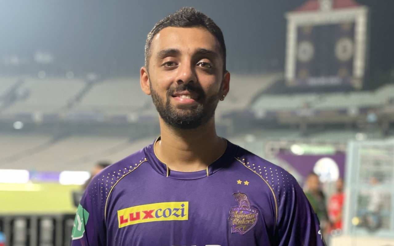 एमएस धोनी की सीएसके को नीलामी में वरुण चक्रवर्ती को नहीं खरीद पाने का अब भी है मलाल, चीफ कोच ने कही यह बात