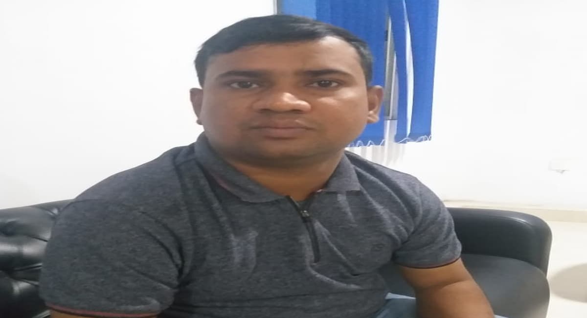 Jharkhand Crime News: घूस लेते खूंटी के तपकारा थाना प्रभारी गिरफ्तार, रांची ACB की टीम ने किया अरेस्ट