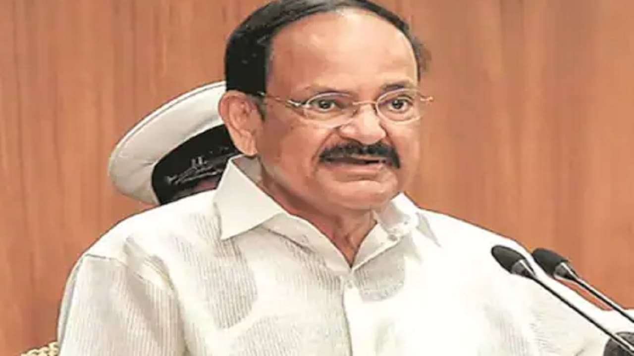 Coronavirus India News: उपराष्ट्रपति एम वेंकैया नायडू कोरोना पॉजिटिव, एक हफ्ते के लिए खुद को किया आइसोलेट