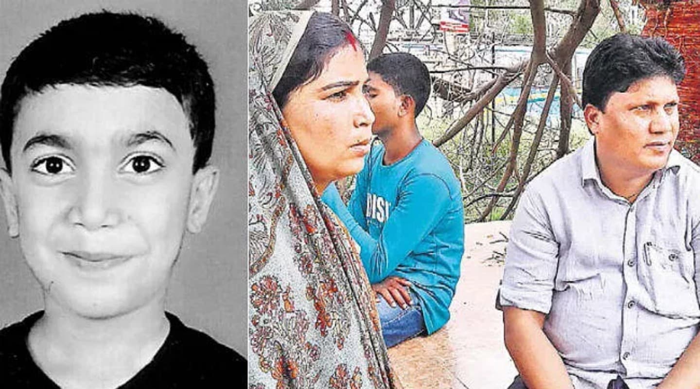Sapphire International School के छात्र विनय महतो हत्याकांड की होगी CBI जांच, झारखंड हाईकोर्ट ने दिया आदेश Sapphire International School के छात्र विनय महतो हत्याकांड की होगी CBI जांच, झारखंड हाईकोर्ट ने दिया आदेश