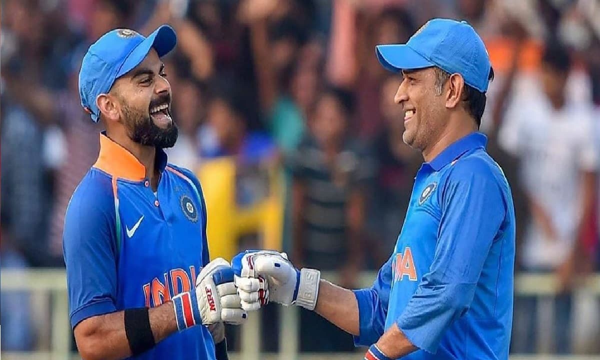 IPL 2022: एमएस धोनी के सीएसके की कप्तानी छोड़ने के बाद विराट कोहली का आया ऐसा रिएक्शन