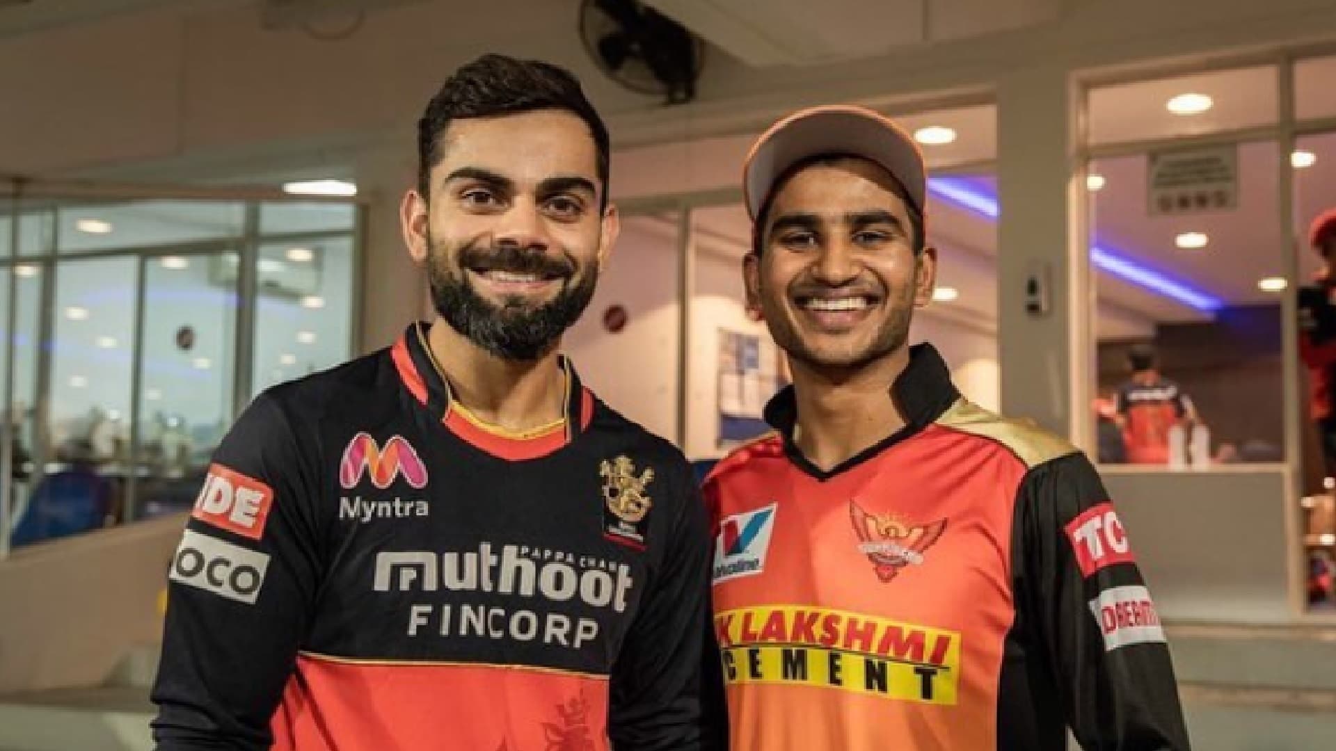 IPL 2021 MI vs SRH : कौन हैं झारखंड के विराट सिंह, जिन्हें 1 साल बाद आईपीएल में मिला डेब्यू का मौका