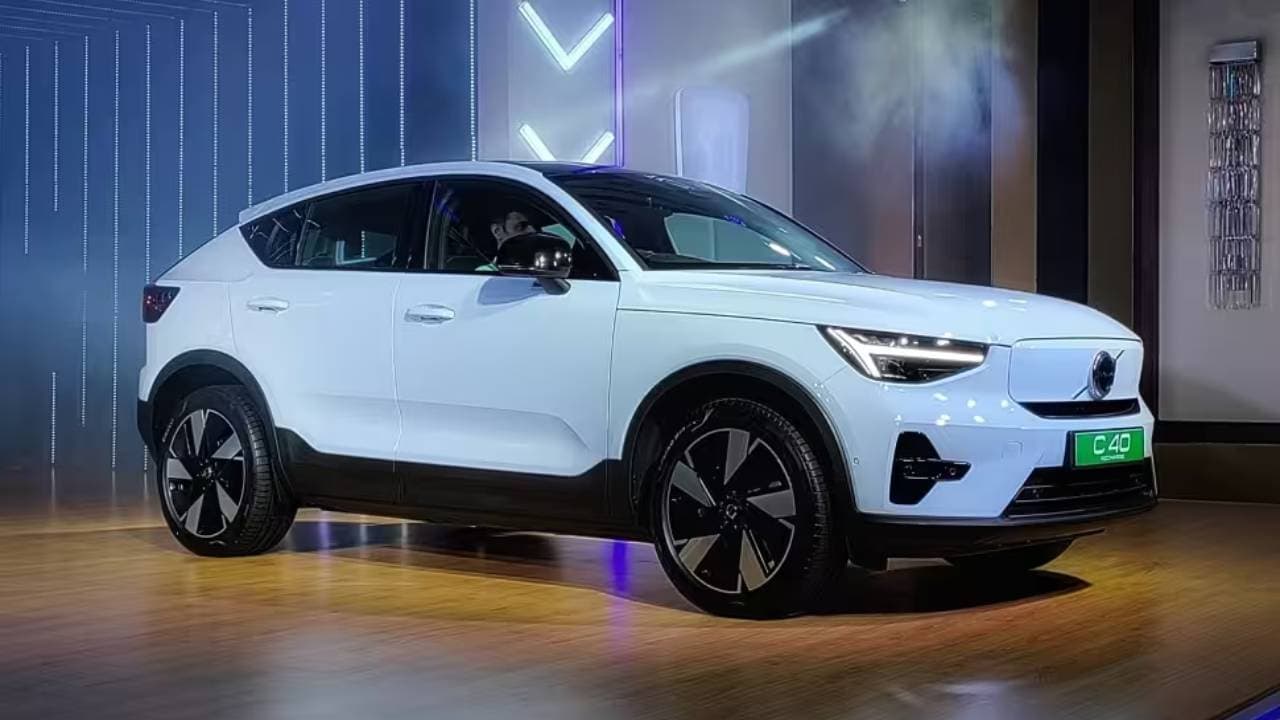 भारत में लॉन्च होने के लिए तैयार है वोल्वो की रिचार्ज इलेक्ट्रिक कूपे एसयूवी सी40, जानें इसकी डेट