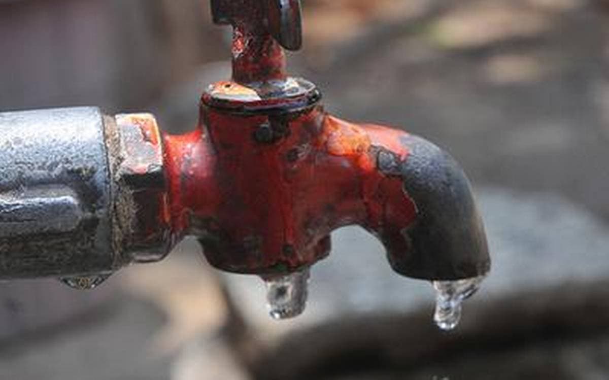 बंगाल में 1.63 करोड़ ग्रामीण परिवार, लेकिन दो लाख परिवार के घर में ही नल कनेक्शन