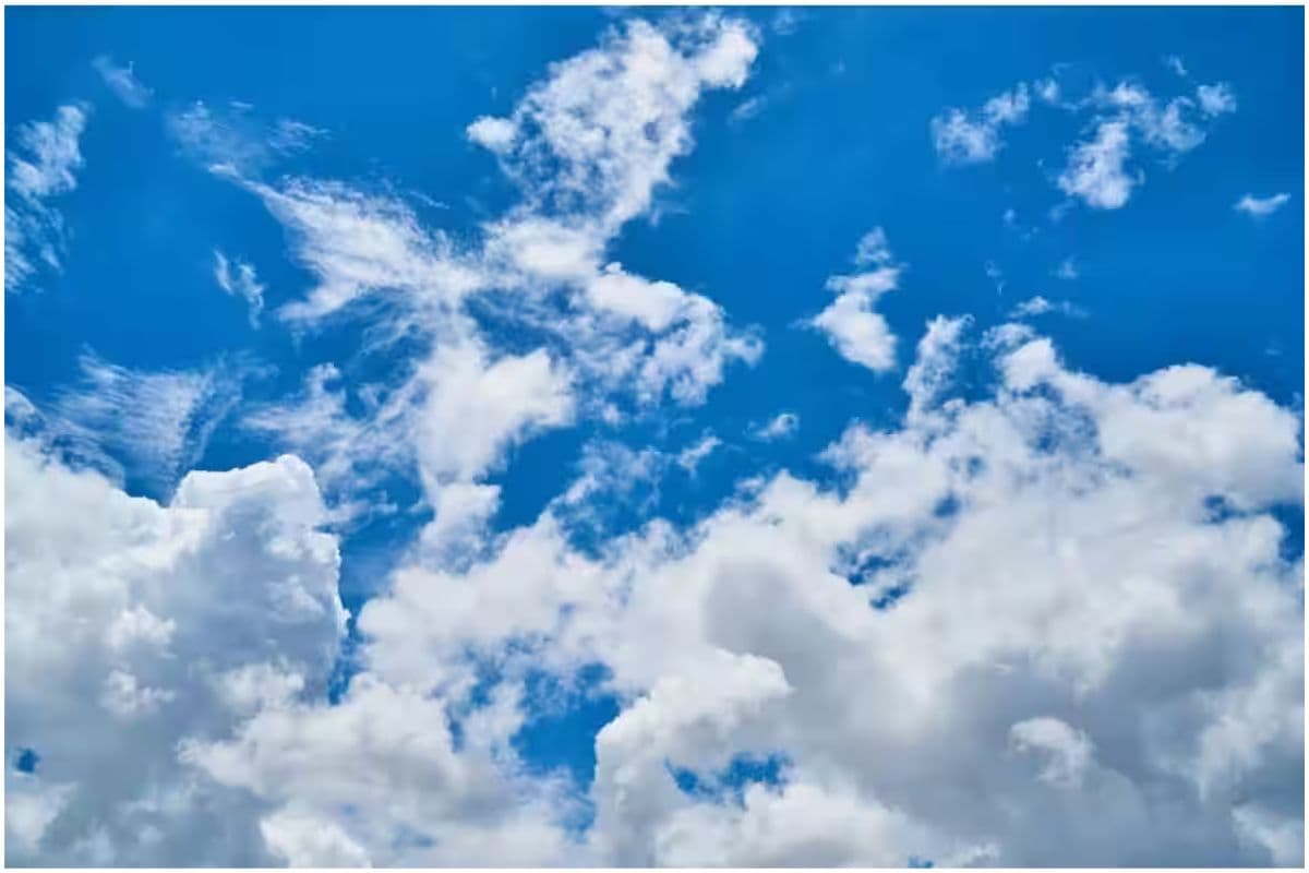 Bengal Weather Forecast : निम्न दबाव का  बनने से बंगाल के तटीय जिलों में 16 से 18 नवंबर के बीच बारिश के आसार