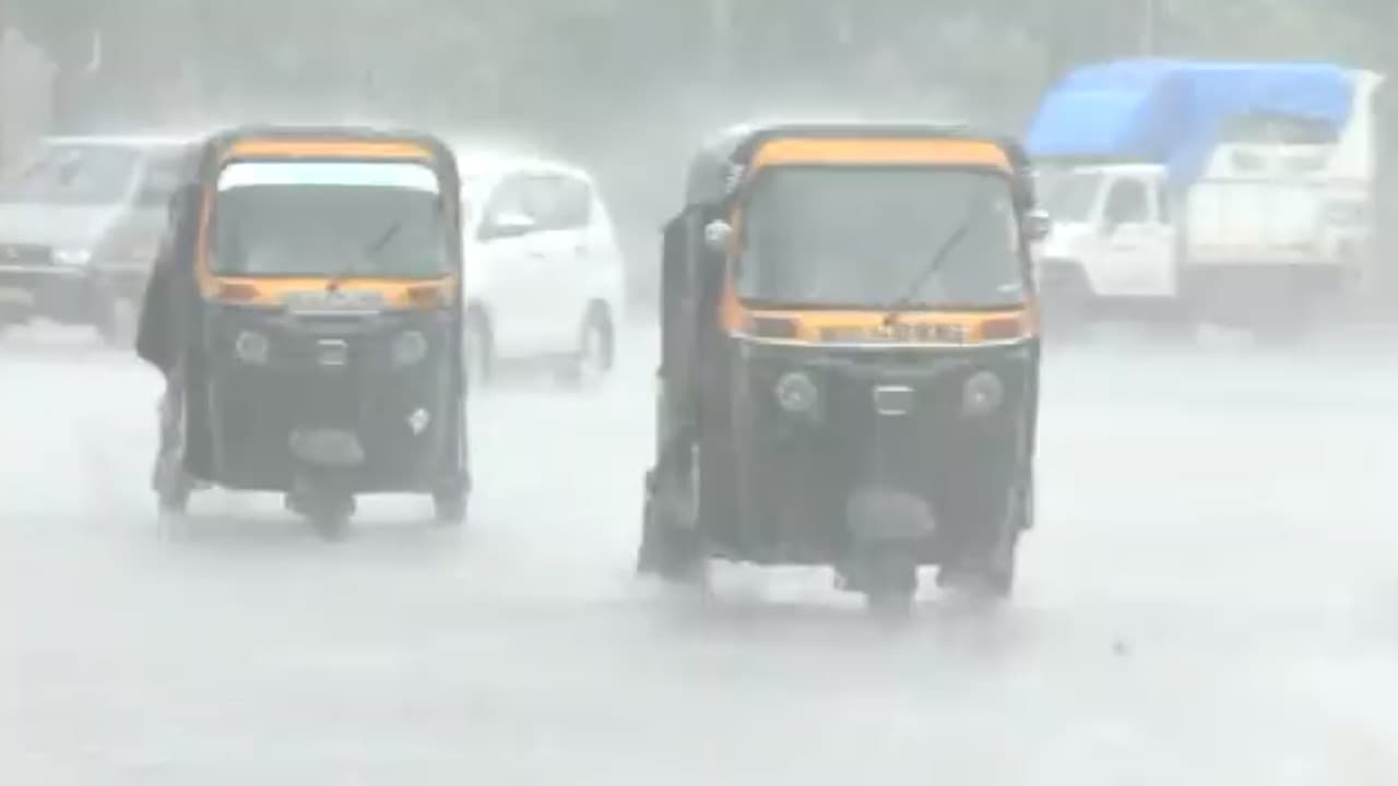 Weather Forecast LIVE: मध्य प्रदेश, महाराष्ट्र सहित इन राज्यों में अगले 24 घंटों में होगी भारी बारिश