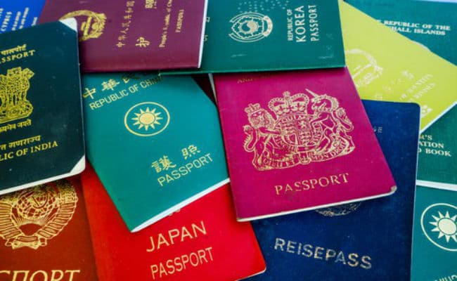 Travel Without Passport And Visa: बिना Visa और Passport के कितने देशों में घूम सकते हैं? यहां जानिए