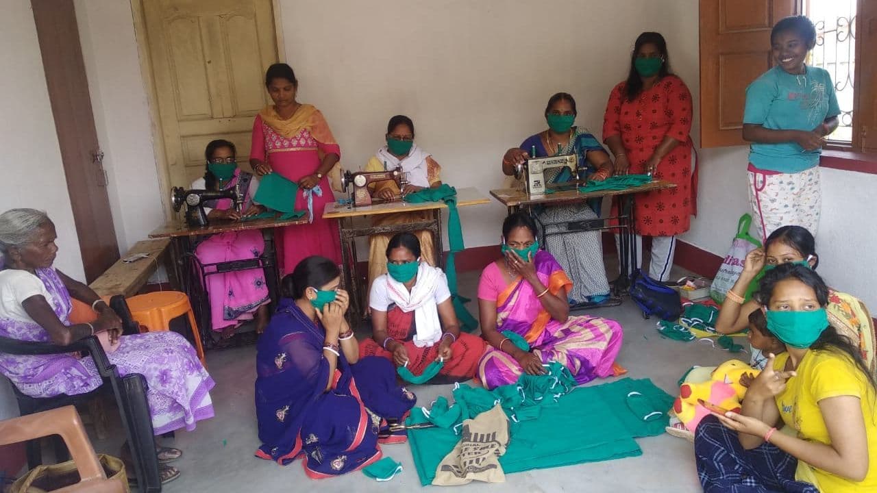 मास्क को कैरियर बना इबारत लिख रही लेडिज कोरोना वाॅरियर्स