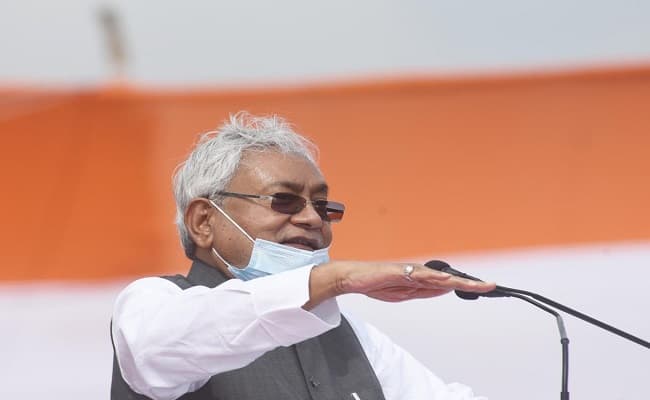 Independence day 2020 : सीएम नीतीश ने गांधी मैदान में फहराया तिरंगा, जानें संबोधन में किन मुद्दों का किया जिक्र...