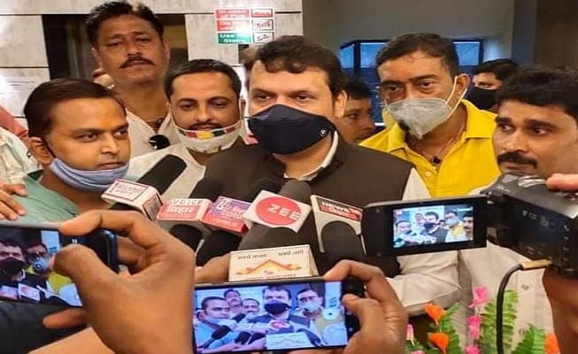 Bihar Election 2020: पीएम मोदी की रैली की तैयारी का जायजा लेने देवेंद्र फडणवीस पहुंचे भागलपुर, जानें क्या है रैली की पूरी तैयारी...