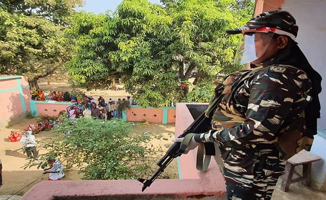 Bihar Chunav 1st Phase Voting, भागलपुर, मुंगेर, बांका, जमुई व लखीसराय में कैसा रहा मतदान, जानें ताजा अपडेट...