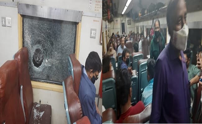 Bihar Train News: दानापुर-भागलपुर इंटरसिटी ट्रेन में देर रात भीषण डाका, हथियार के बल पर अपराधियों ने जमकर किया उपद्रव